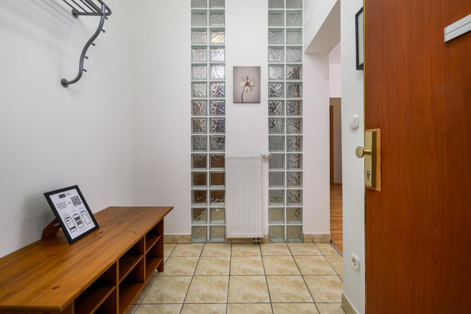 Basilica Apartment In Heart Of City Budapest Eksteriør billede