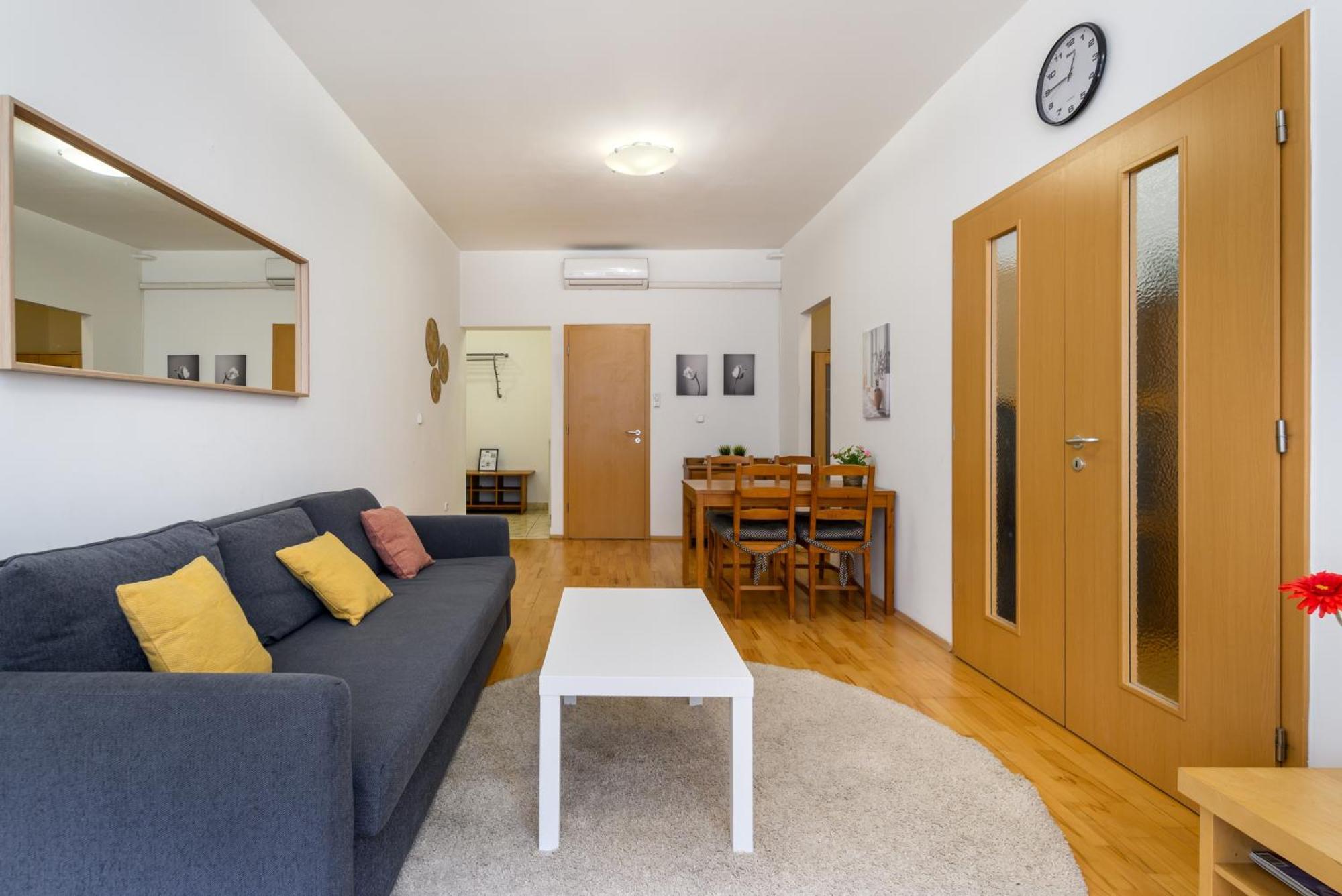 Basilica Apartment In Heart Of City Budapest Eksteriør billede